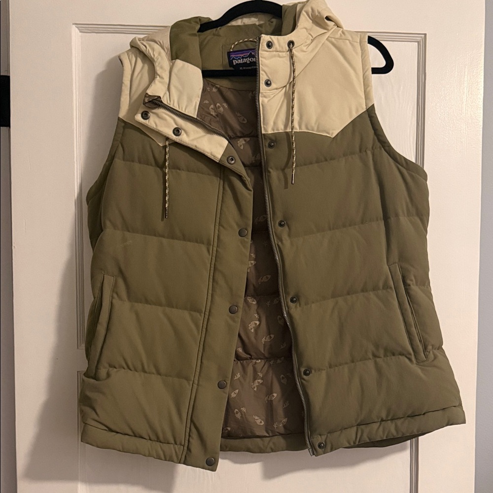 Patagonia Two-Tone Hooded Vest in Olive and Beige - Picture 2 of 4